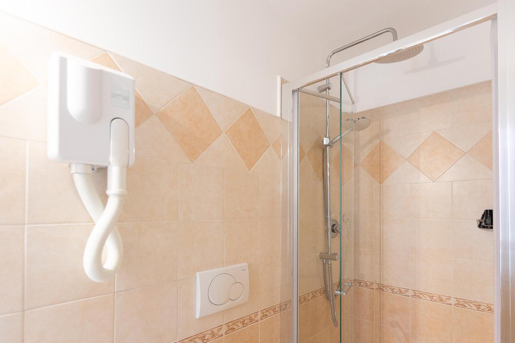 Iron Cityaus Termini Roma Ngoại thất bức ảnh